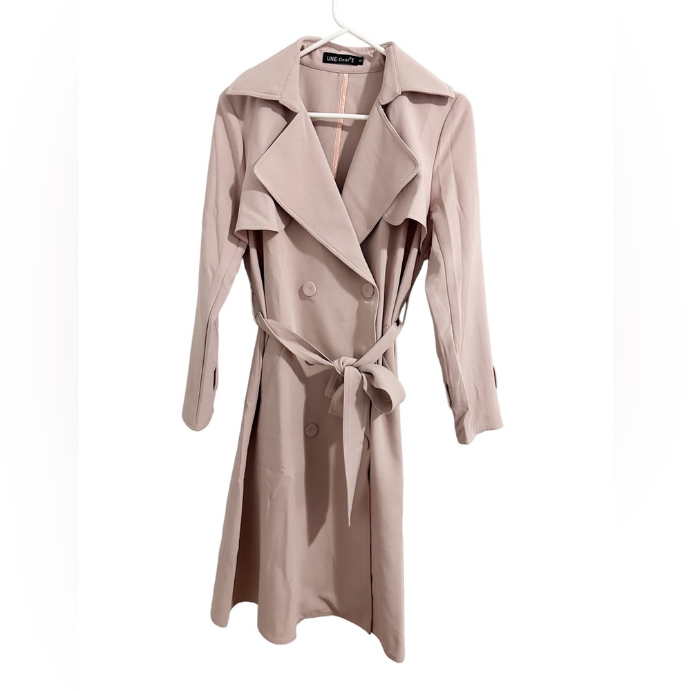 AMAZING QUALITY Soft Light Pink Blazer Jacket Cinch Belt Buttons Collar